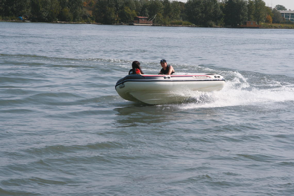 Schlauchboot Allroundmarin  Modell Ribstar mit GFK-V-Rumpf