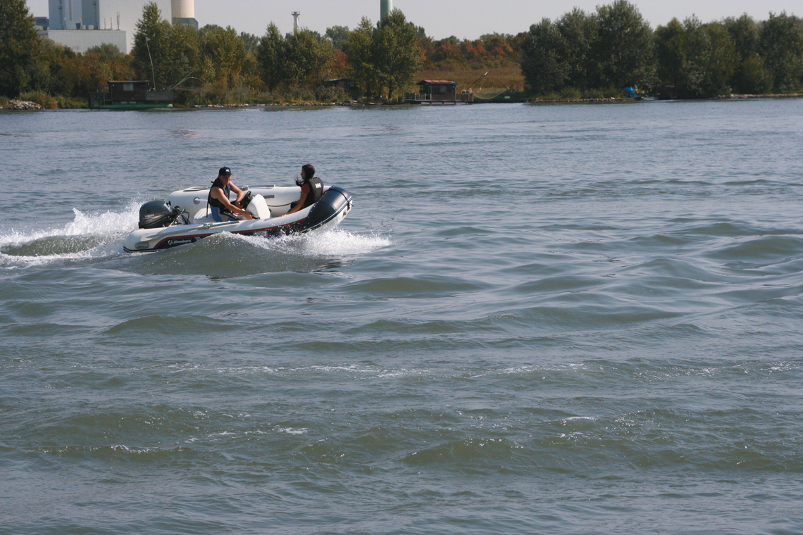 Schlauchboot Allroundmarin  Modell Ribstar mit GFK-V-Rumpf